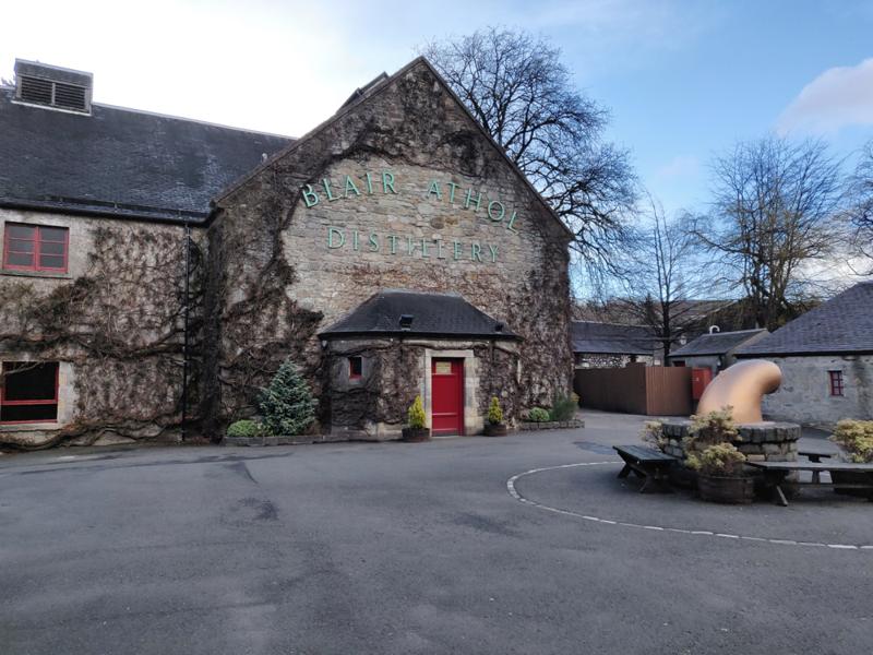 Picture of Blair Athol distillery.jpg